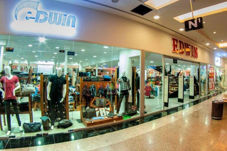 مجتمع تجاری زمرد قشم