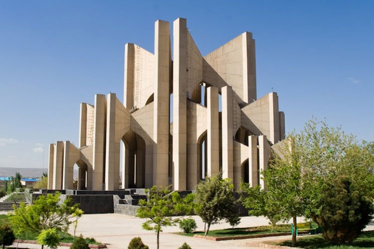 موزه سفال تبریز