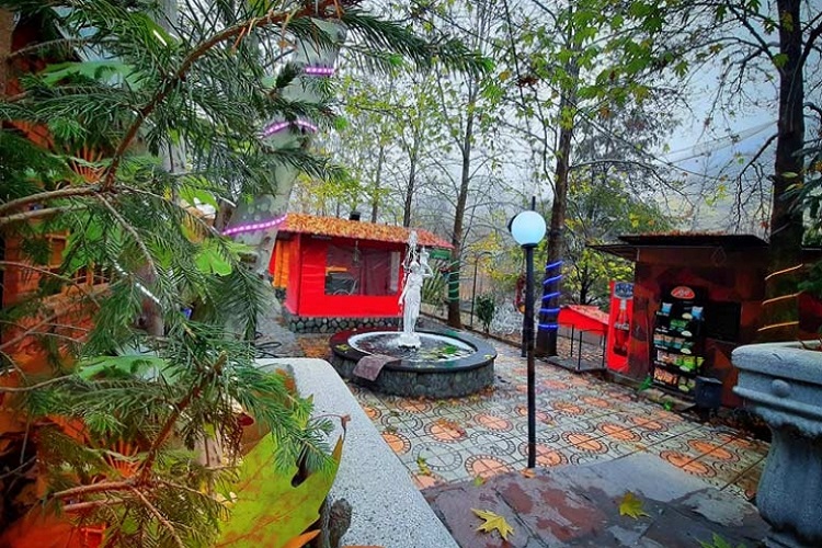 رستوران و غذا برغان