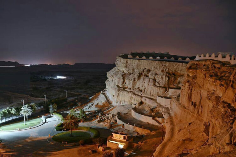 غار خربس قشم، یکی از رمزآلودترین و زیباترین غارهای ایران