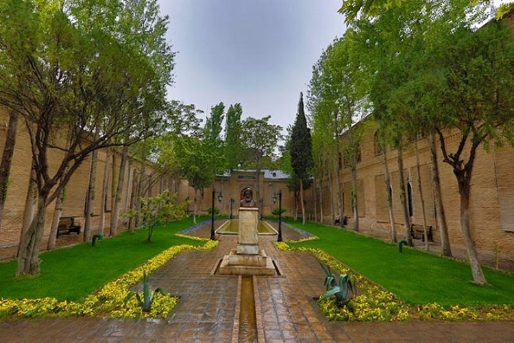 باغ موزه نگارستان
