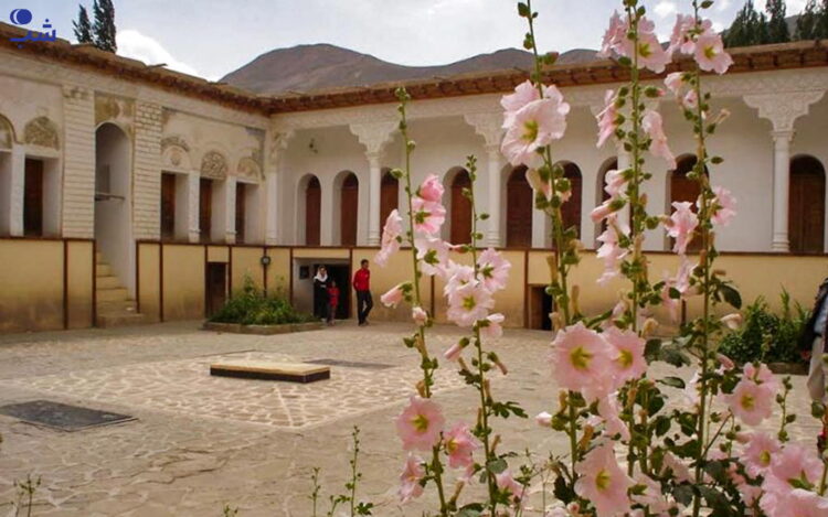 خانه نیمایوشیج