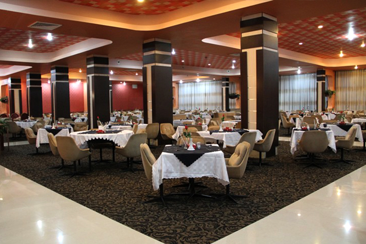 رستوران هتل پارسیان