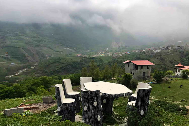 بهترین مقصد سفر در پاییز و لاویج