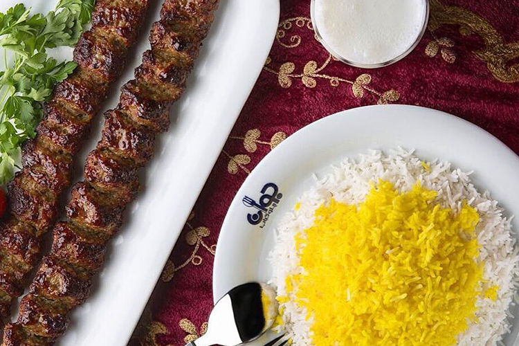 رستوران جوان از بهترین رستوران های تهران