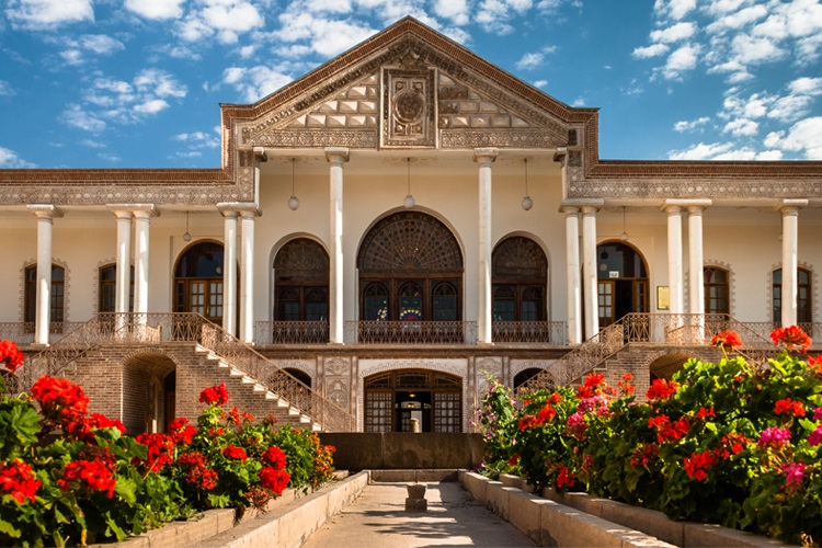 موزه قاجار از خانه های قدیمی تبریز