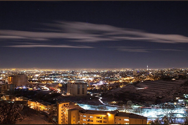 بام نیاوران از خلوت‌ترین بام‌های تهران