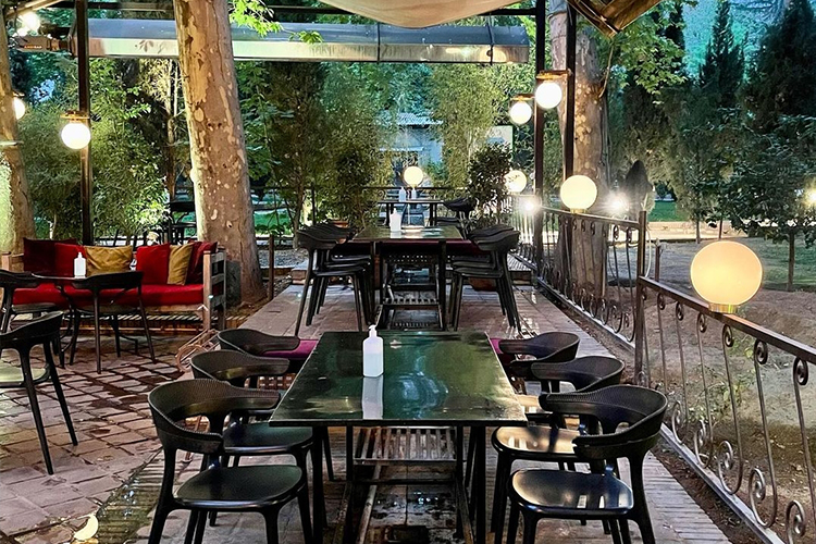 کافه چای بار از بهترین کافههای تهران