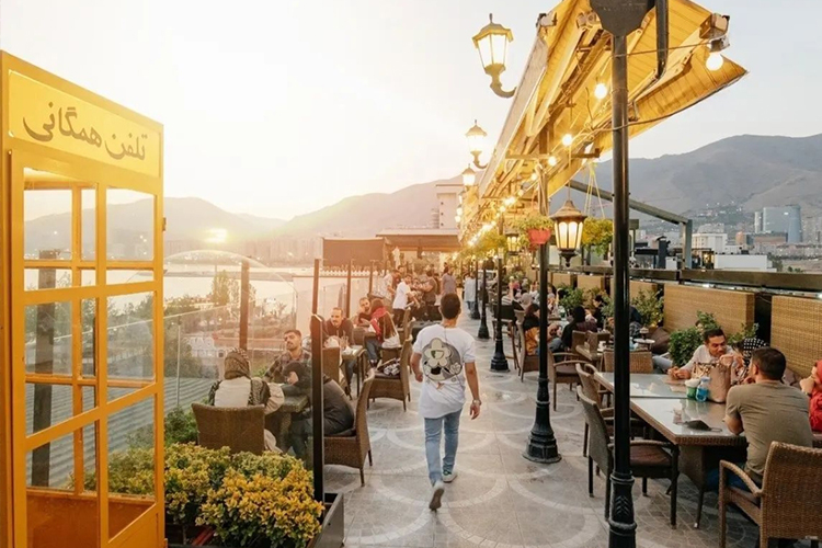 کافه شمرون از بهترین کافههای تهران