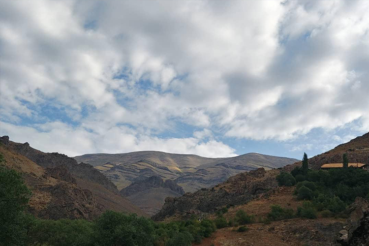 کوهنوردی در تهران و درکه