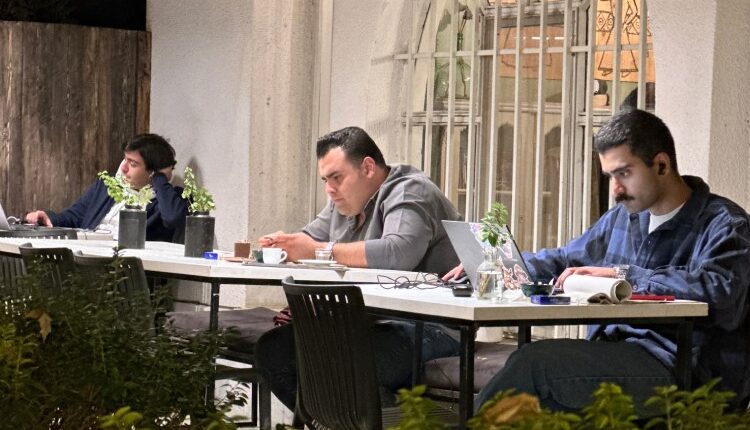 معرفی کافه برای کار با لپ تاپ کرج