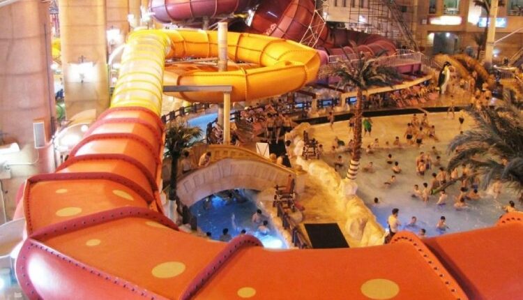 معرفی سرزمین موج های آبی مشهد