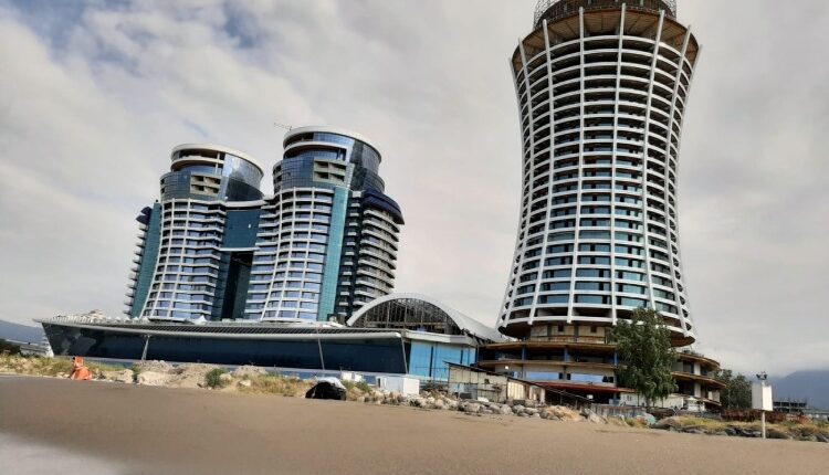 معرفی جاهای دیدنی متل قو