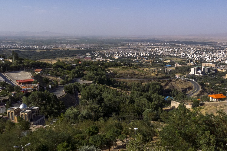 نمای بالا از گنجنامه همدان