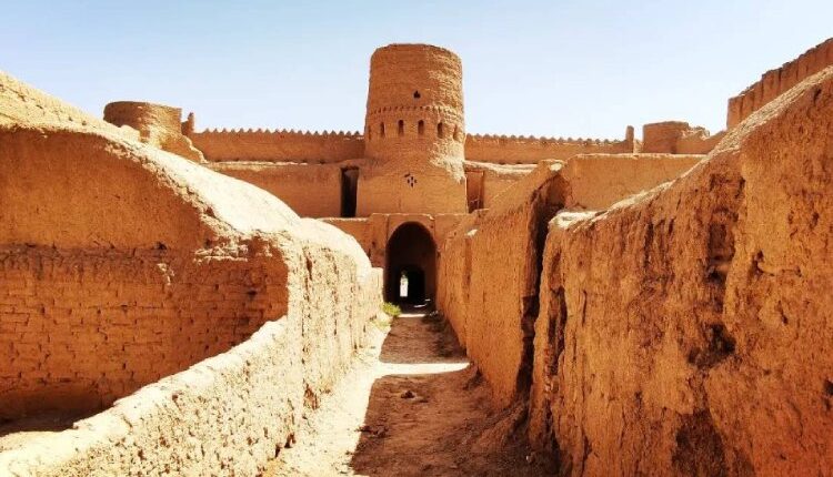 معرفی مهریز یزد