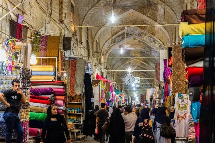 مرکز خرید نزدیک باغ دلگشا
