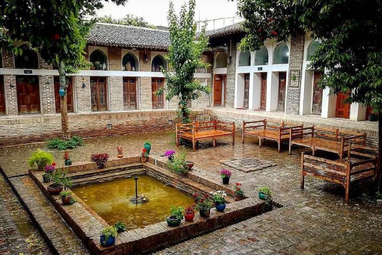 بررسی معماری خانه باقری ها گرگان