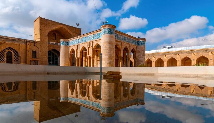 مسجد عتیق شیراز کجاست؟