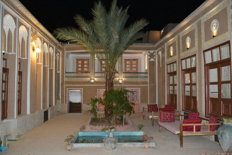 اقامتگاه سنتی طارونه