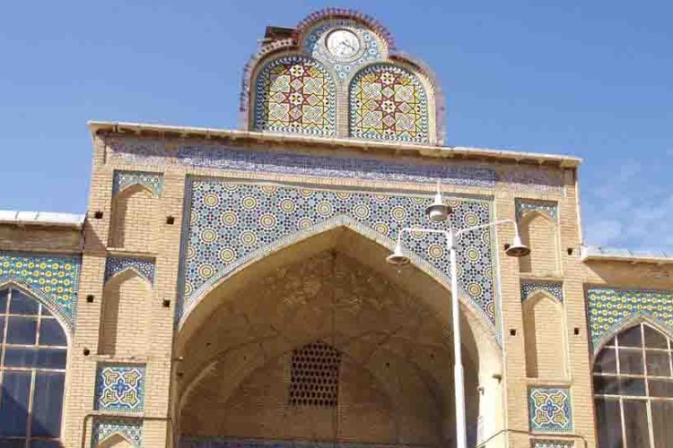 معرفی ایوانهای مسجد مشیرالملک