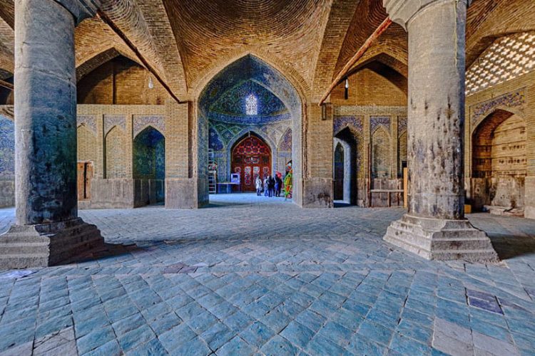 شبستانهای مسجد مشیر