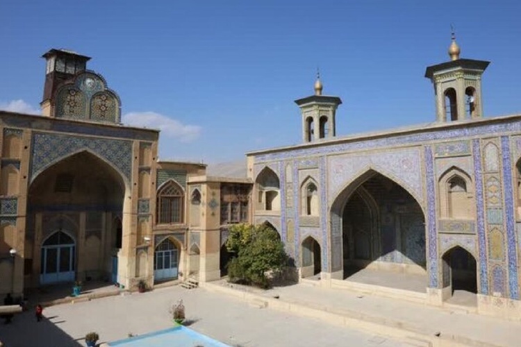 مسجد مشیر شیراز کجاست