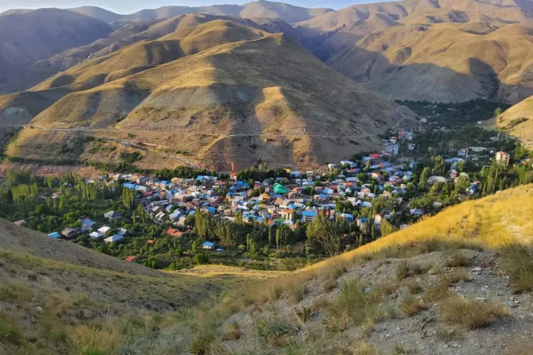 روستا شهرستانک